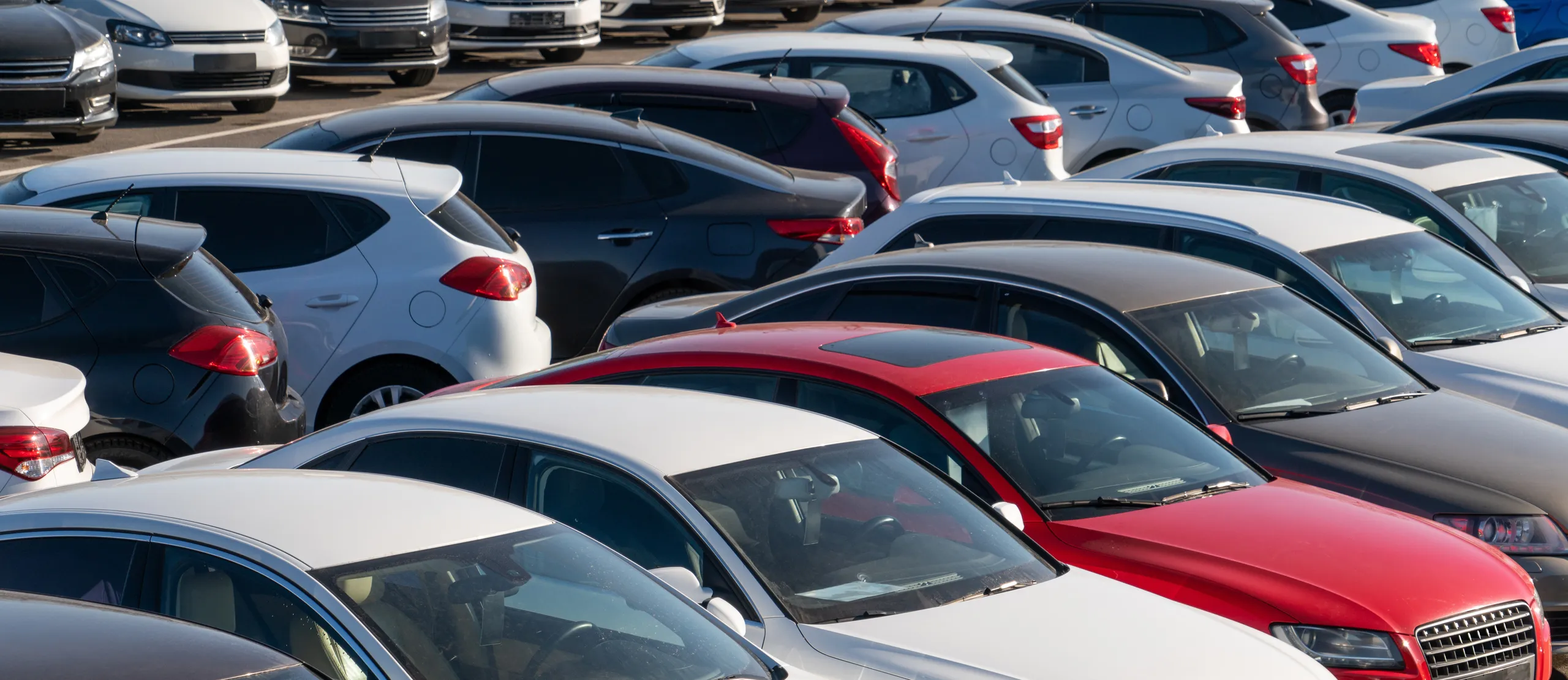 Vender carro importado: guia completo com tudo o que precisa de saber